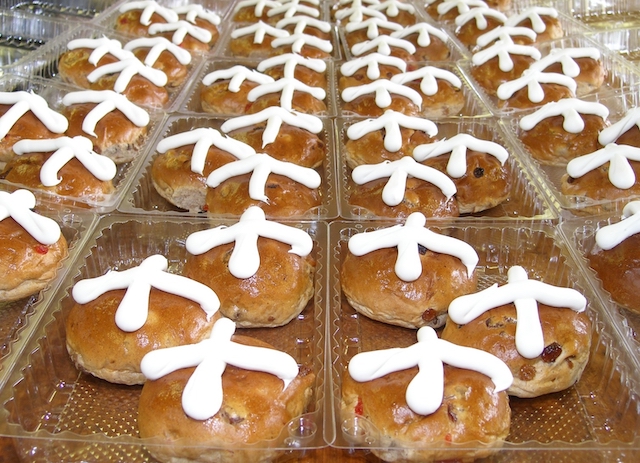 Hot cross buns